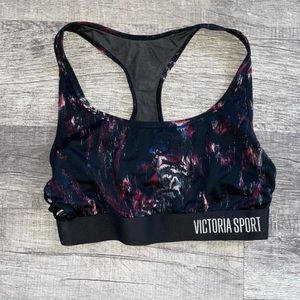 Victoria sport sports bra